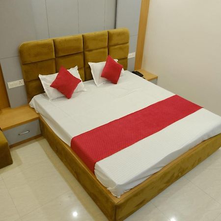 Hotel Golden Continental Deoghar Exterior photo