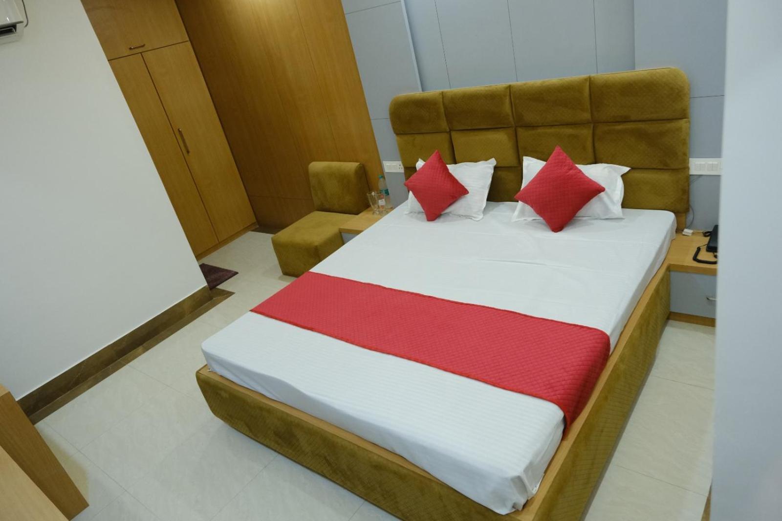 Hotel Golden Continental Deoghar Exterior photo