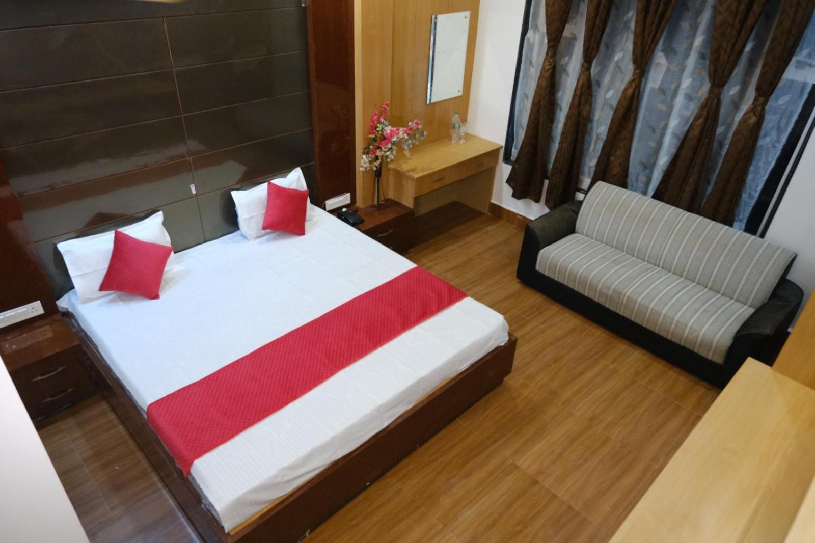 Hotel Golden Continental Deoghar Exterior photo