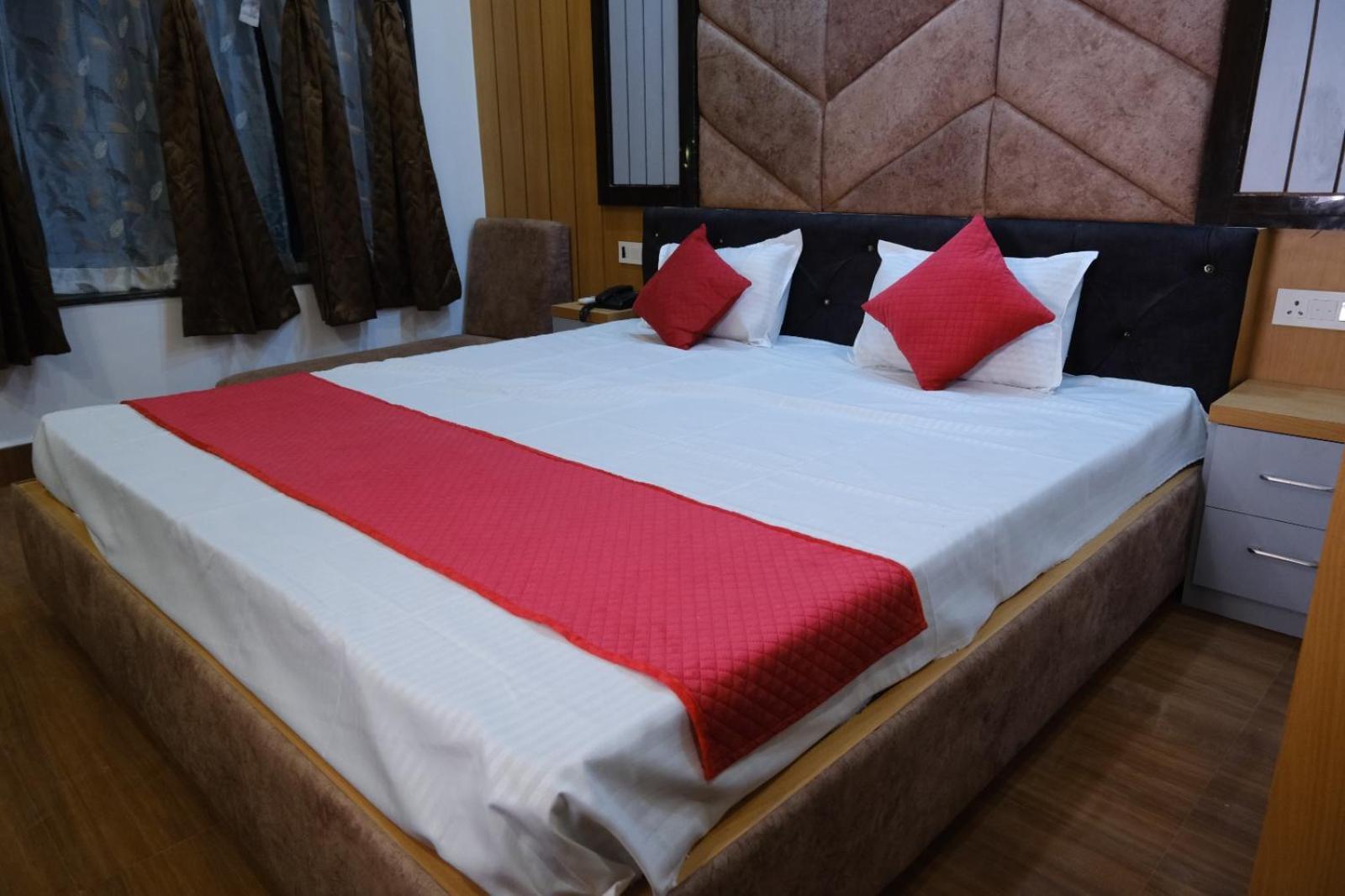 Hotel Golden Continental Deoghar Exterior photo
